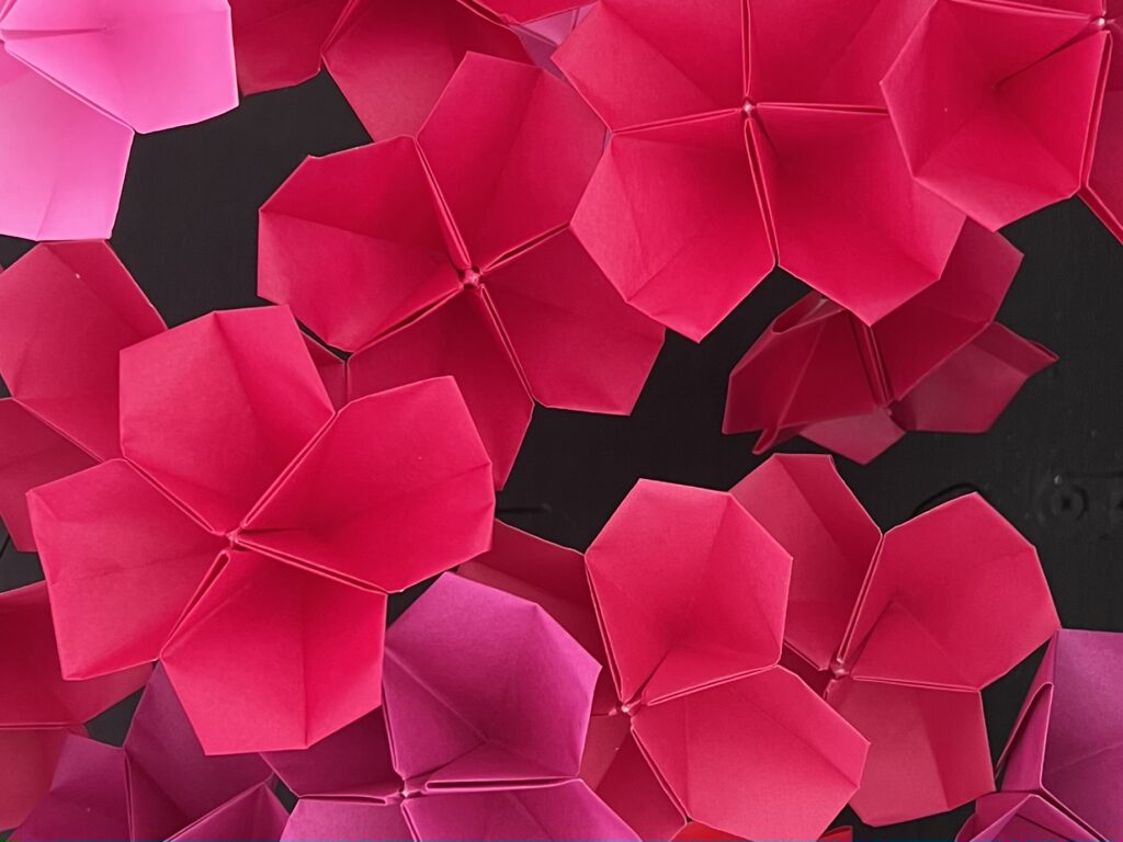 Créations personnelles et explorations libres en papier par DesignPapierAVD, œuvres spontanées et inspirées